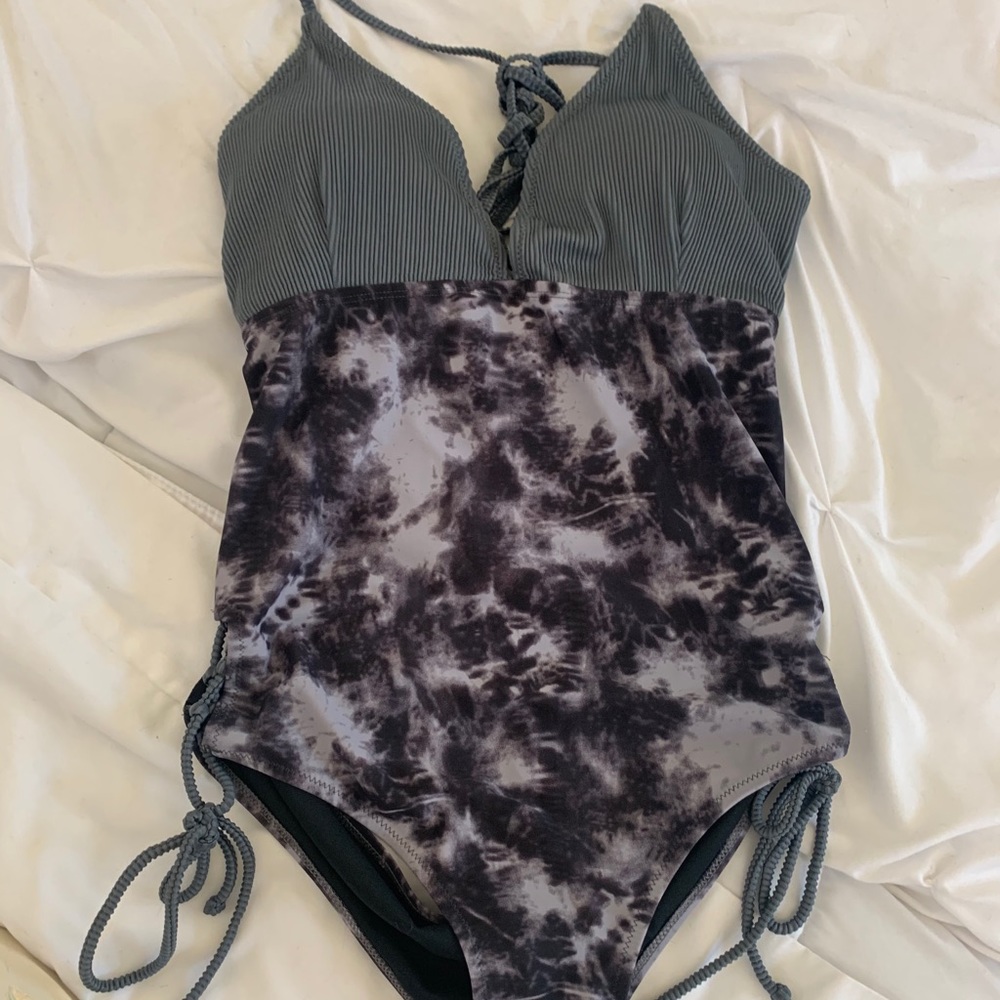 Super sexy swim suit -sz xl